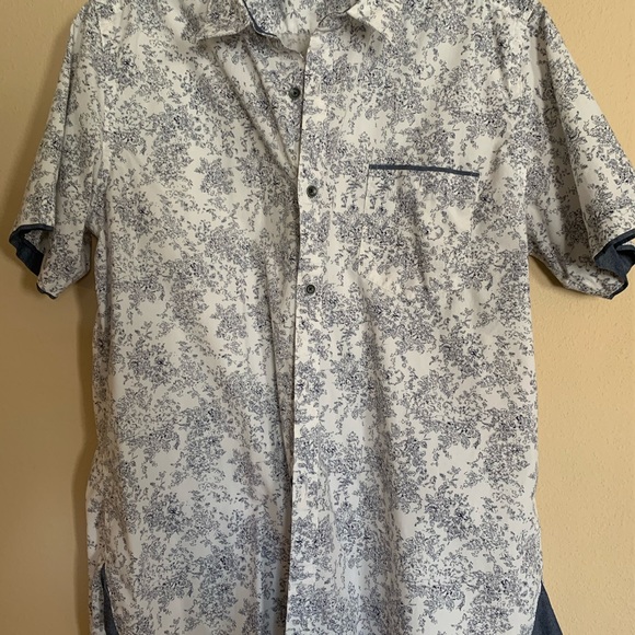 8 assorted shirts size XL - Picture 8 of 11
